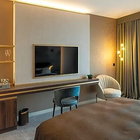 Hotel Le Primore & Heviz